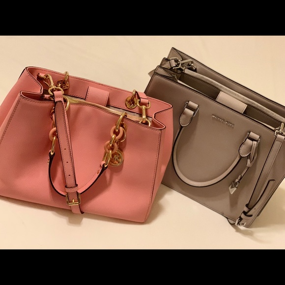 Michael Kors Featured Collectable Handbags - Picture 4 of 8